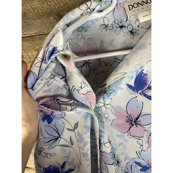 Donkenny Women's XL Floral Button-Down Top Pastel Colors - Picture 5 of 12